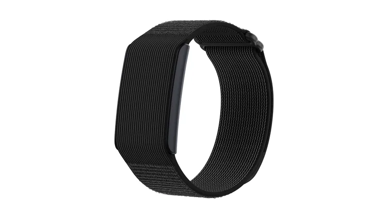 Amazfit Helio Strap screenless fitness band