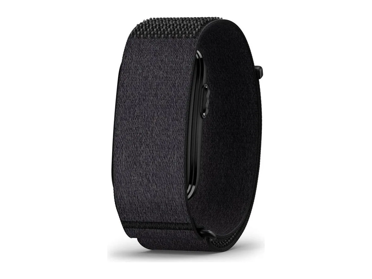 Garmin CIRQA — Black band, three-quarter view